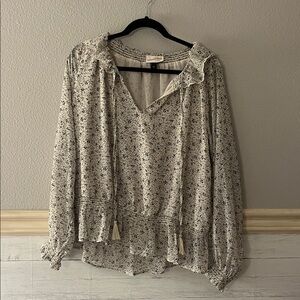 Long sleeve floral blouse